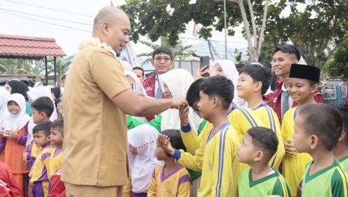 Bupati Inhu, Ade Agus Hartanto rayakan Hari Anak Nasional 2026.(foto: istimewa)